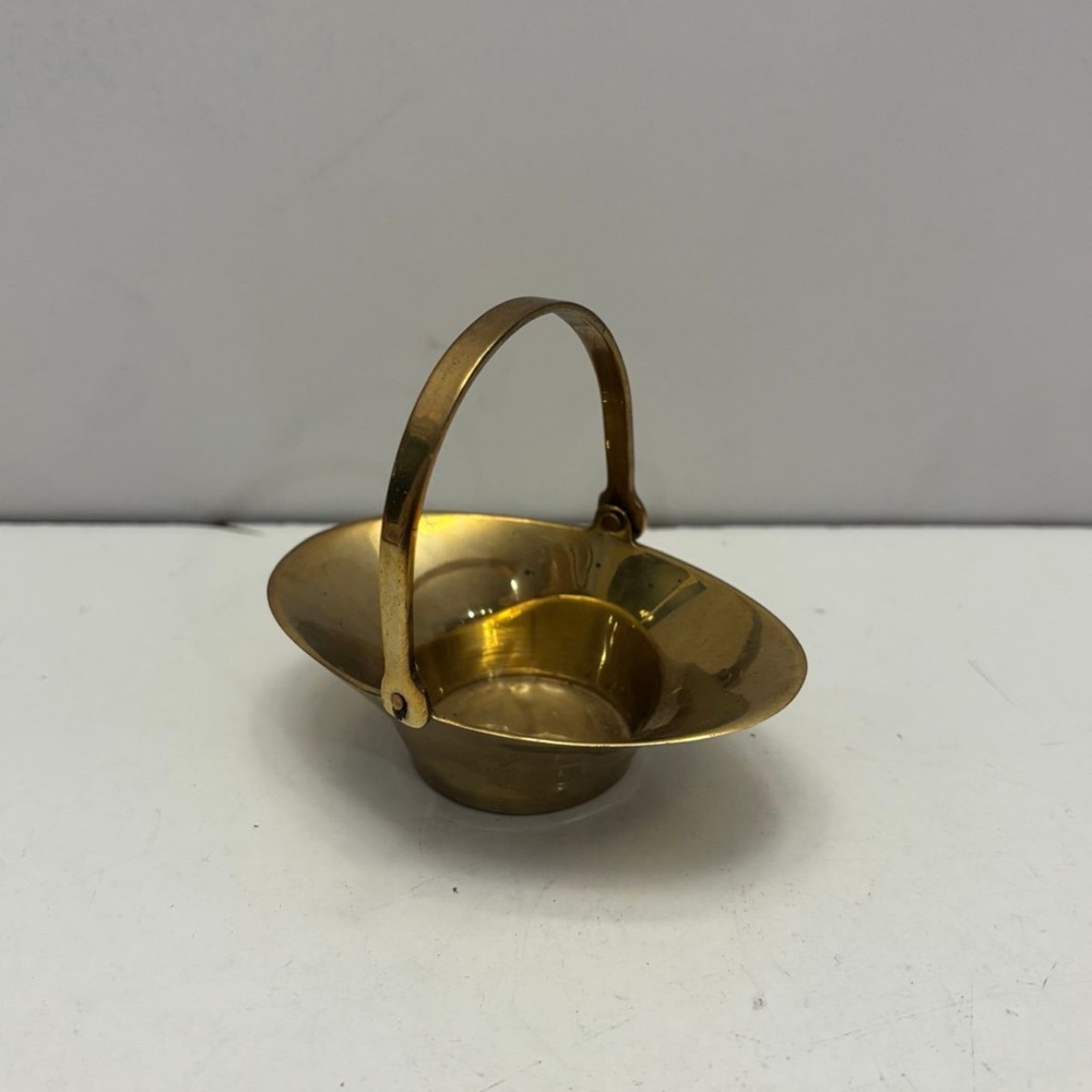VINTAGE Brass Basket Home Decor Made in India Trinket Key Dish MCM